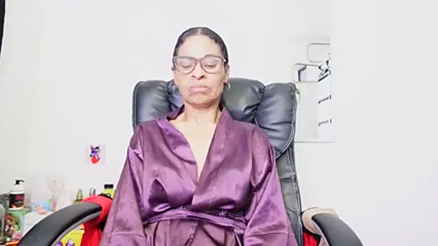 Aries_Mature live