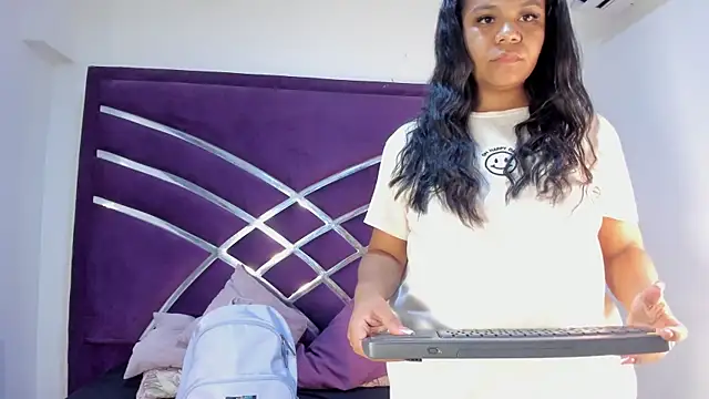 Chloe_ht live