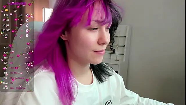 EmilyTrase live