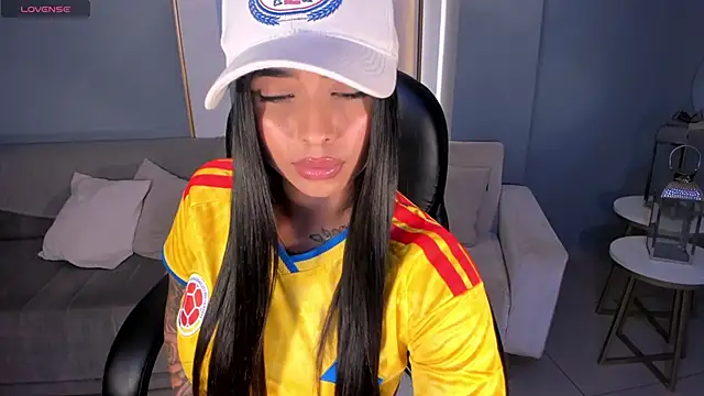 MariaHerrera_ live