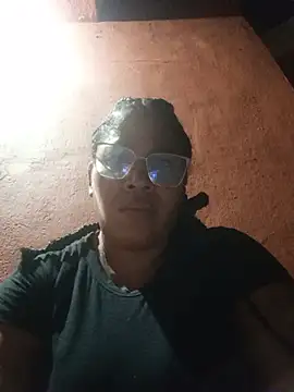Big_ass_submissive live