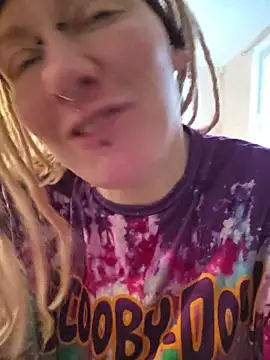 PinkTheHawk live
