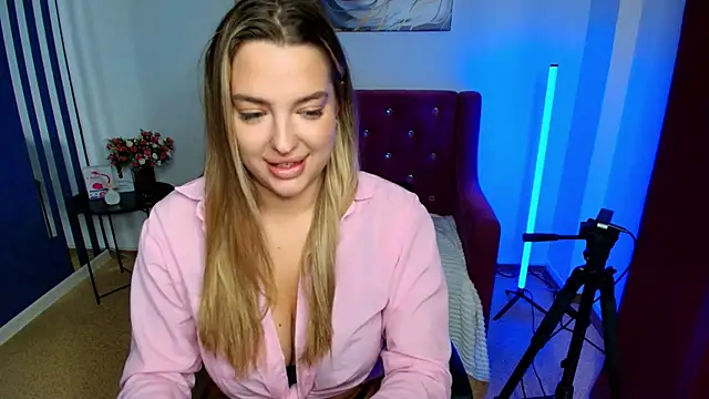 Emma__Ross live