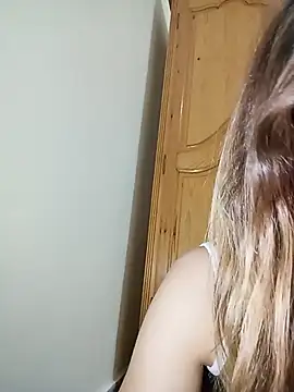 indilasixeey live