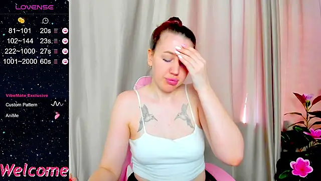 Arya_Curves live