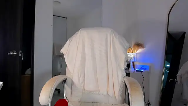 alexa_tobar live