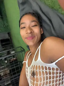 SweetCheeksXXX live