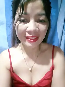 Yiyi102300 live