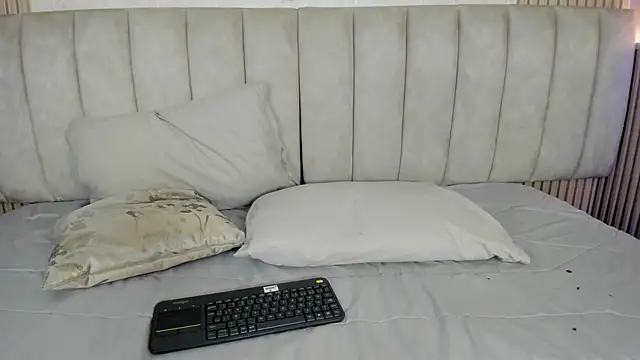 julimonroe_ live