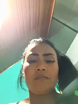 Ariana_Rodriguez live