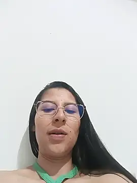 charlotte_collins2_ live