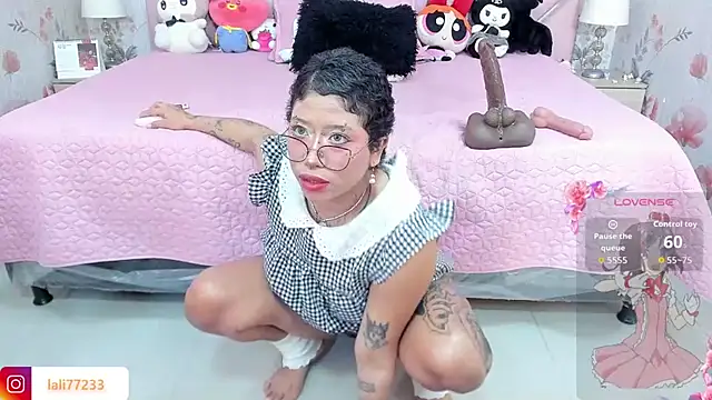 SafiroAgataaa live