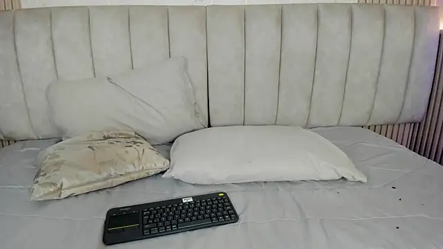 julimonroe_ live