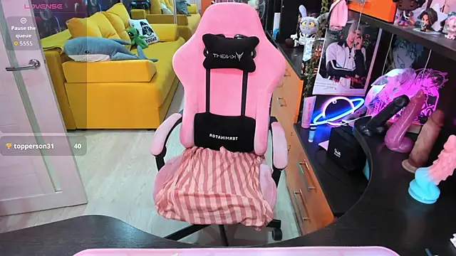 Softie_Sofy live