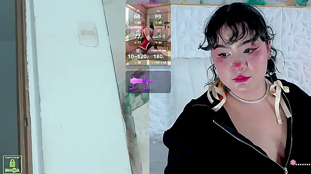Azumi_Cosplay_ live