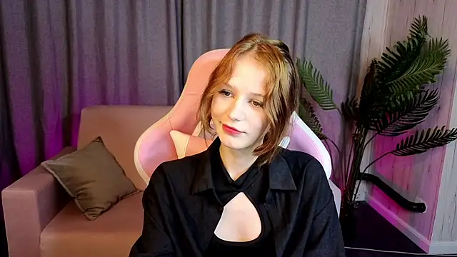 AliceJohansone live