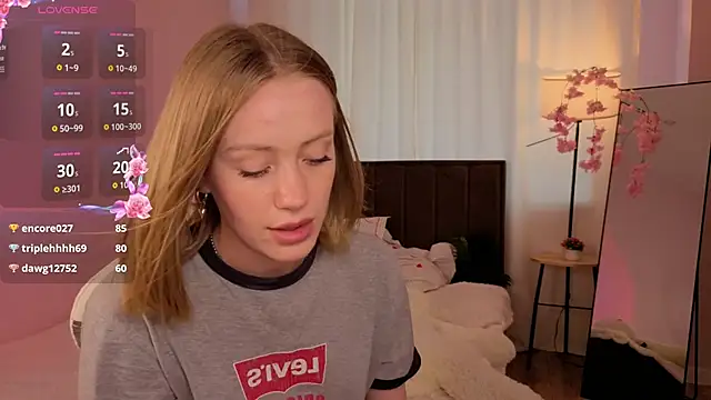 EvaHamilton live