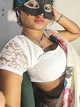 DIRTYSECRET_QUEEN_07 live