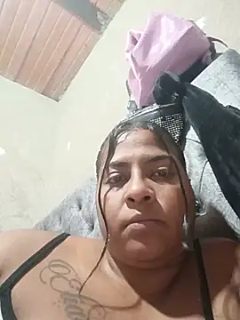 Giselabrunette25 live