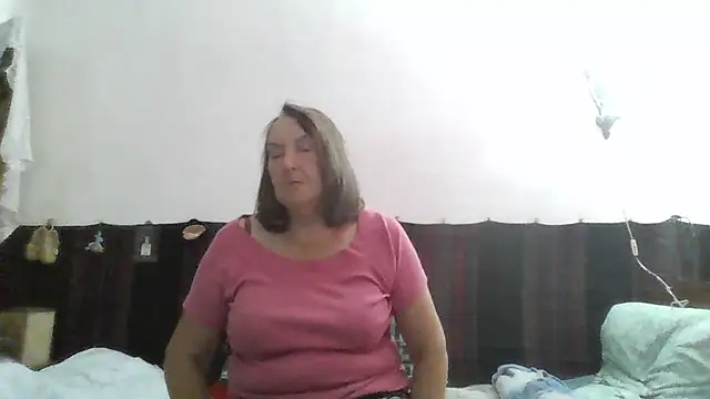 AnnaLive570 live