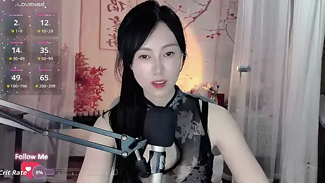 noomi-1111 live