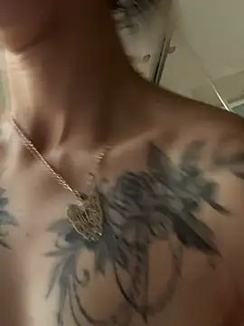 TeaseBabeXXX live
