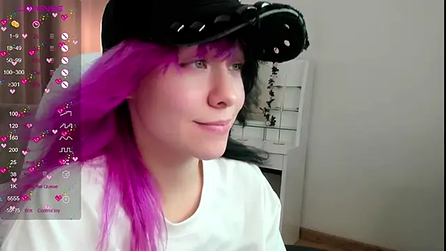 EmilyTrase live