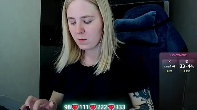 Olivia_Munk live