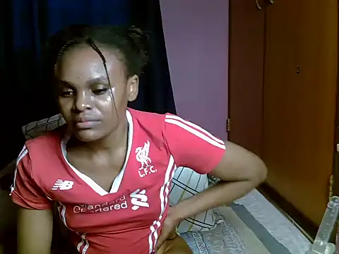 Queen_petite_ live