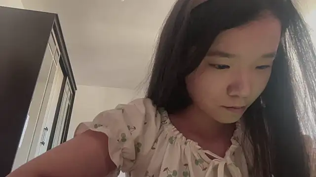 Mika_strawberry live