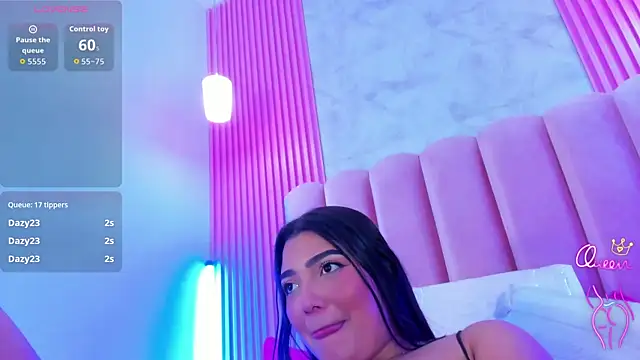 ArianaRougee live