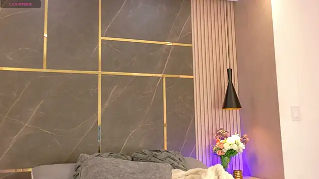 Charlotte-Brandt live