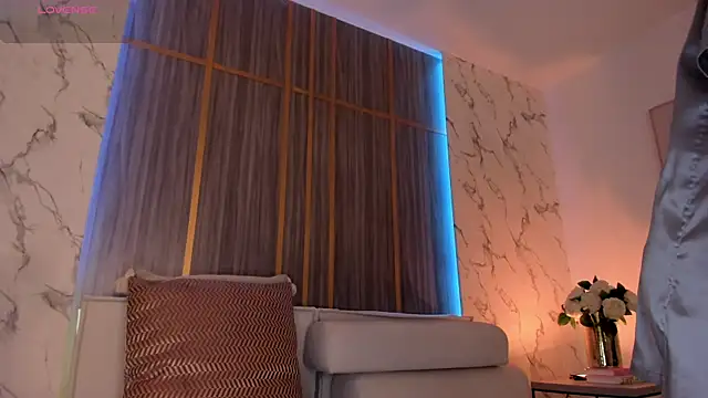 IsabellaAllen live