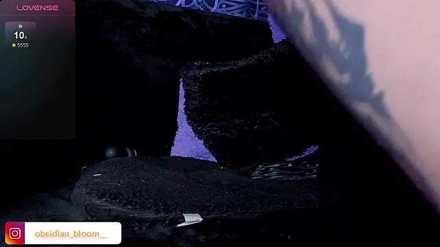 Alisson_Wynter live