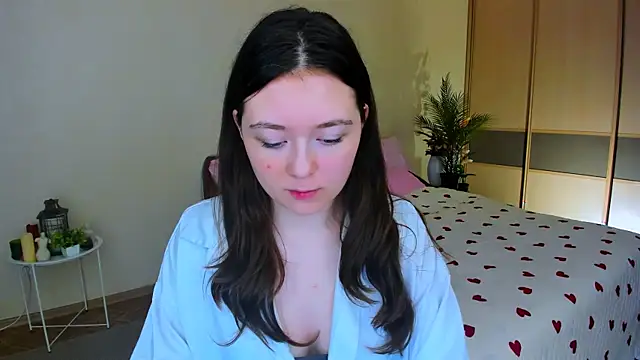 AlluringLookk live