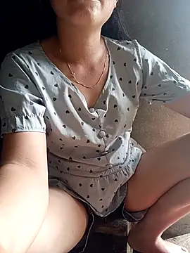 Amanda-aa live