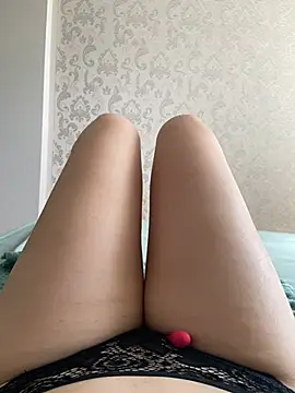 Blondygirl1 live