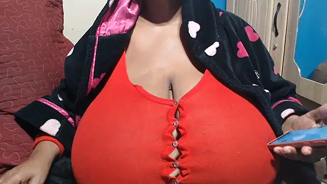 CUTEFIRMMELONSS live
