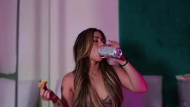 LucyLextonX live