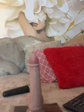 bella_moonlight_cr live