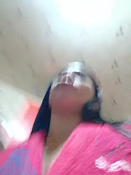 Milf_NaomiBraunx live