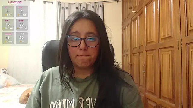 Venus_cat_ live