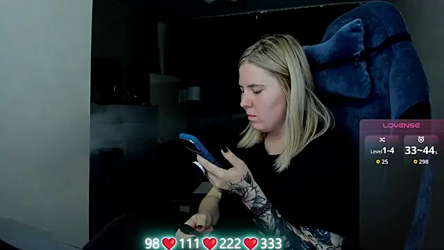 Olivia_Munk live