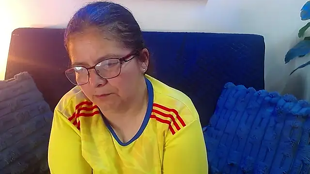 Linda_banks_ live
