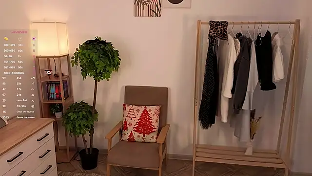 LeliaSavich live