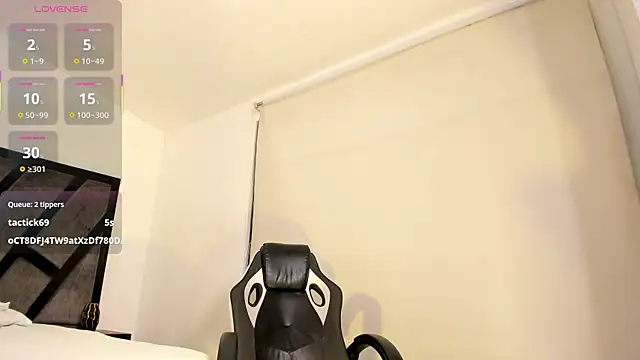 JazminRusso_ live