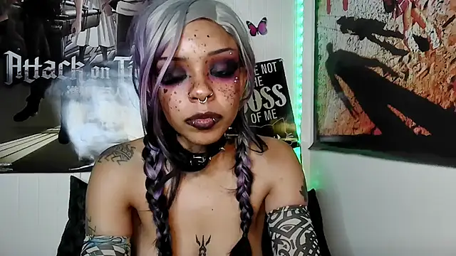 nerdyhotgoth live