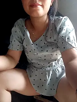 Amanda-aa live