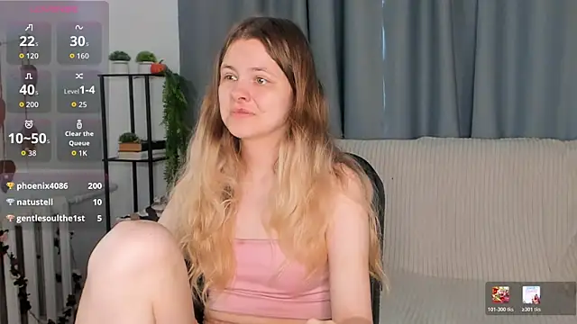 Glitch_Doll live