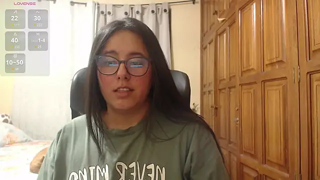 Venus_cat_ live